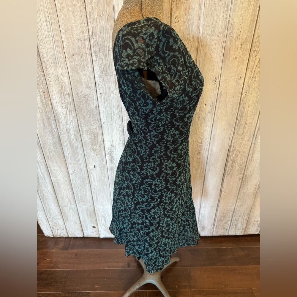 All that Jazz Black and Teal Vintage Lace Dress - Picture 4 of 9